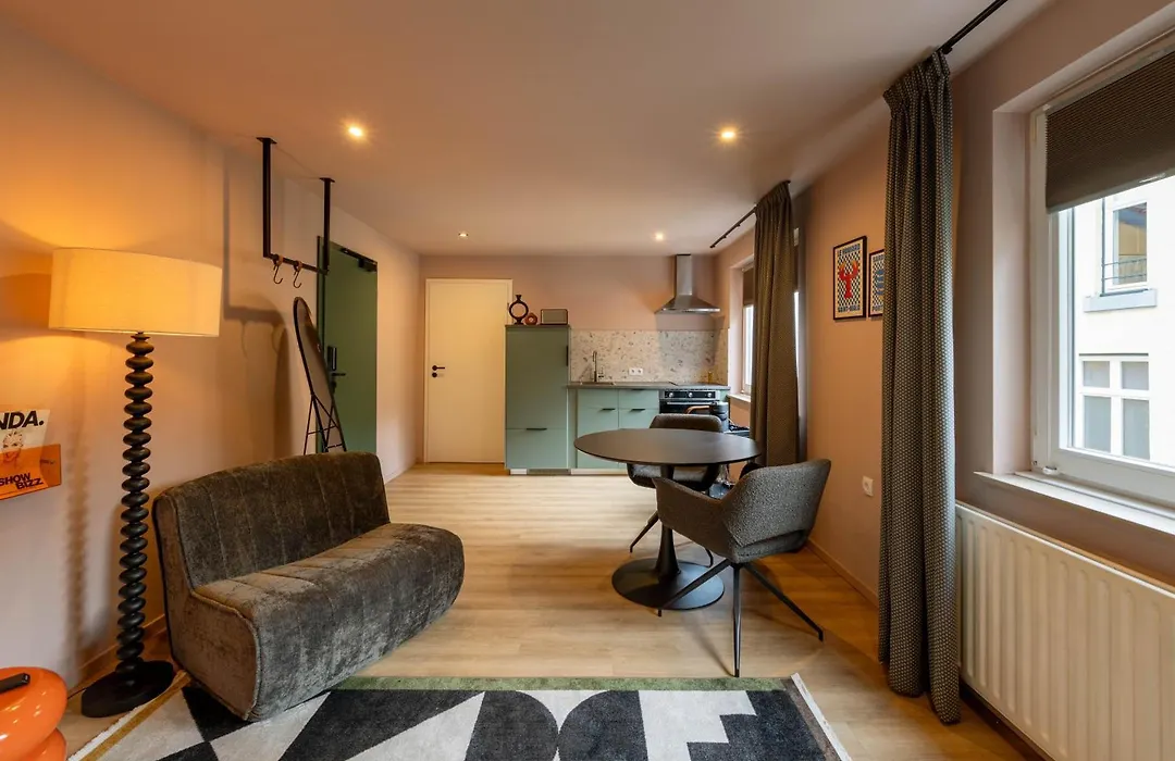 Hotel Riche-1