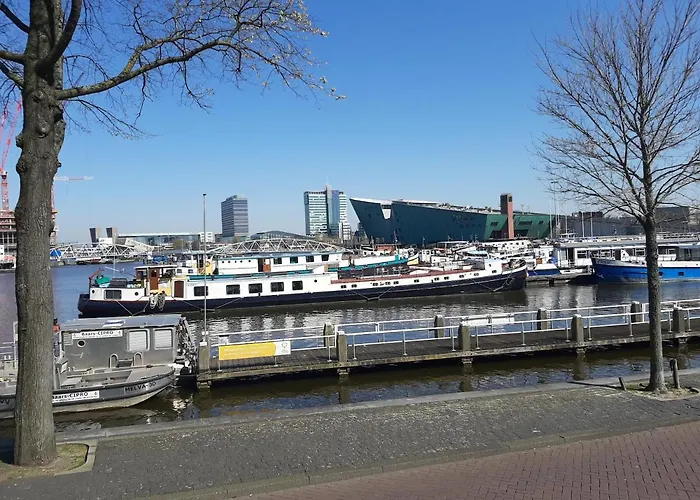 Botel Elodie Amsterdam