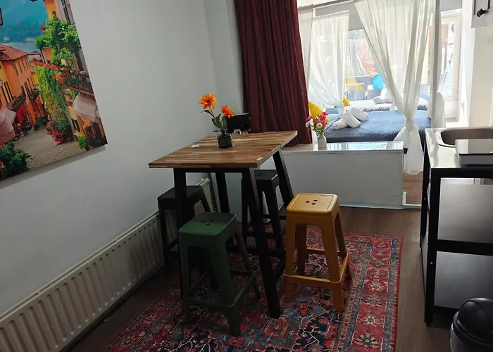 Eastern Hotel Tilburg